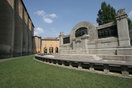 Monumento a Giuseppe Verdi